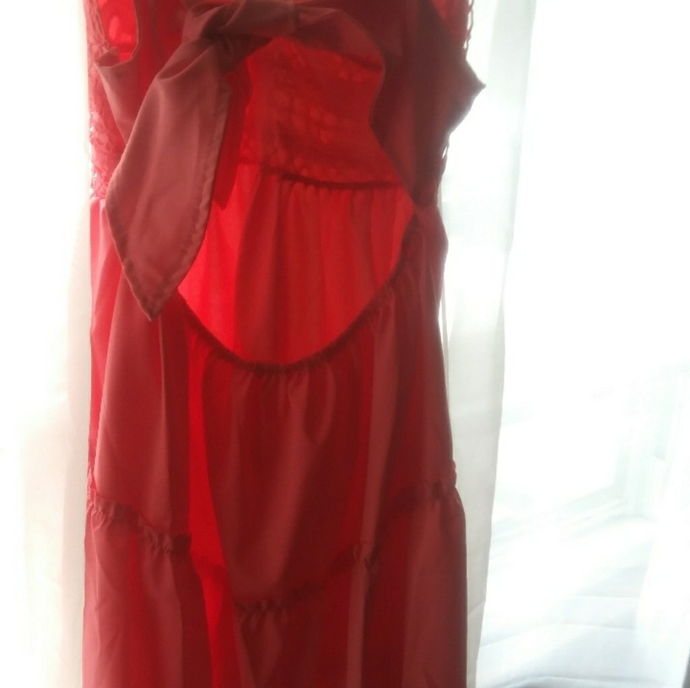 Dress - Picture 2 of 5